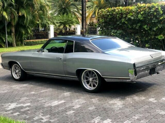 Chevrolet Monte Carlo 1972 image number 11