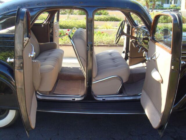 DeSoto Airflow 1935 image number 30