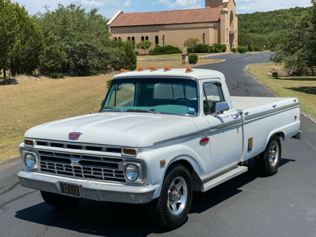 Ford F-250 1966 image number 0