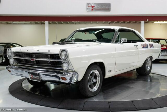 Ford Fairlane 1967 image number 4