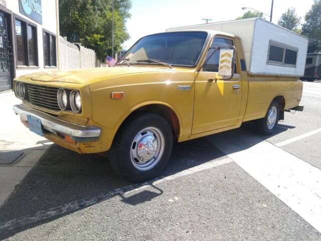 Toyota Pickup 1977 image number 13