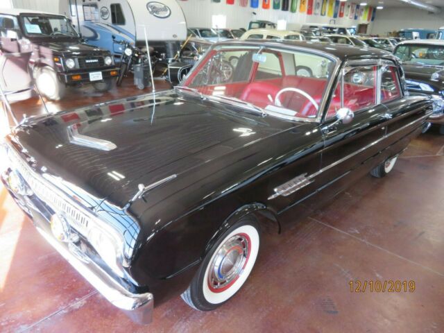 Ford Falcon 1962 image number 0