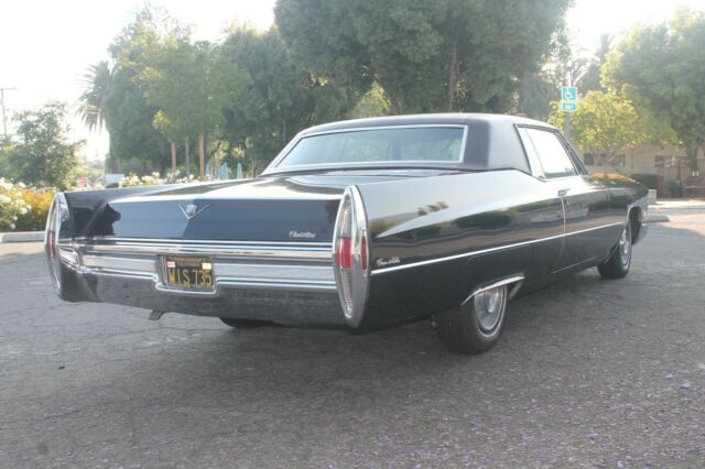 Cadillac DeVille 1968 image number 27