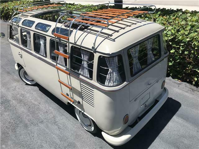 Volkswagen Bus/Vanagon 1975 image number 20