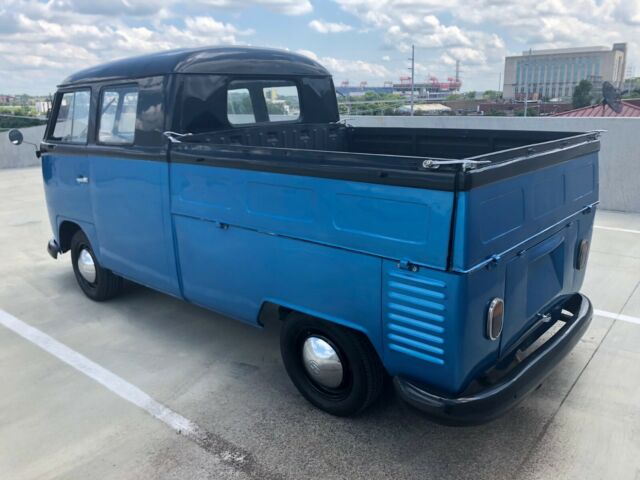 Volkswagen Bus/Vanagon 1962 image number 20