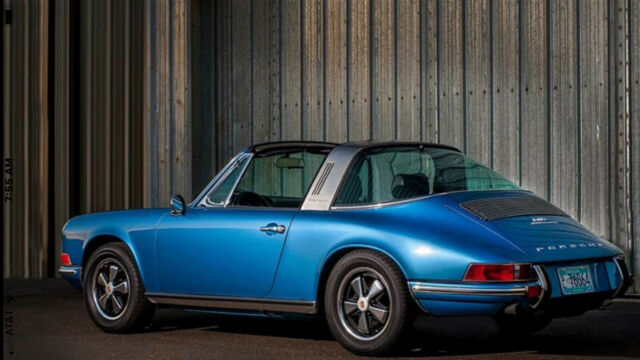 Porsche 911 1971 image number 1