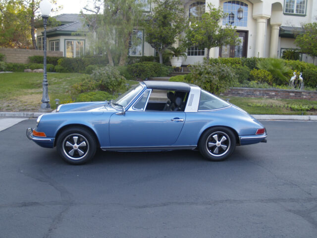 Porsche 911 1971 image number 26