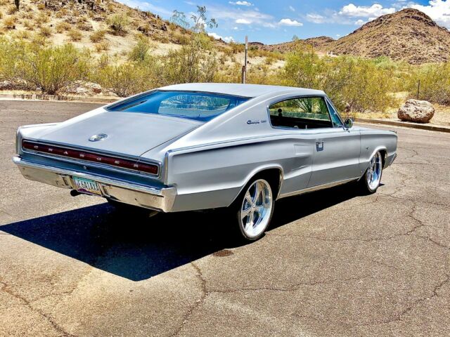 Dodge Charger 1967 image number 22