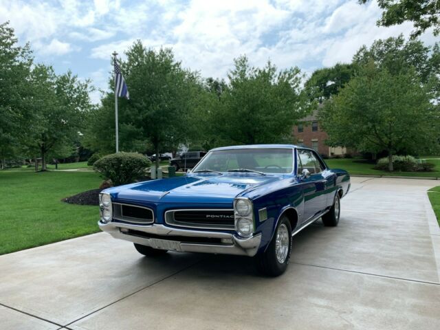 Pontiac Le Mans 1966 image number 16