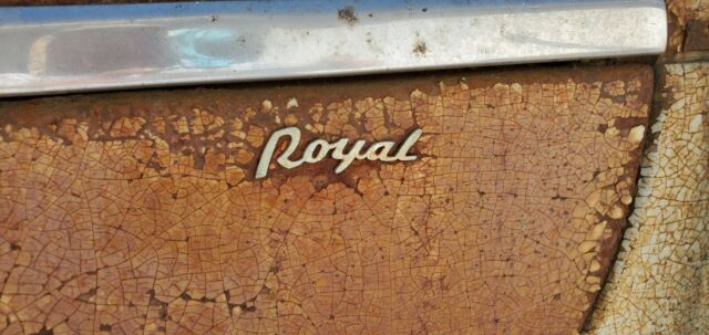 Chrysler Royal 1939 image number 28