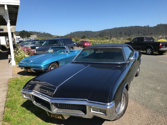 Buick Riviera 1968 image number 1