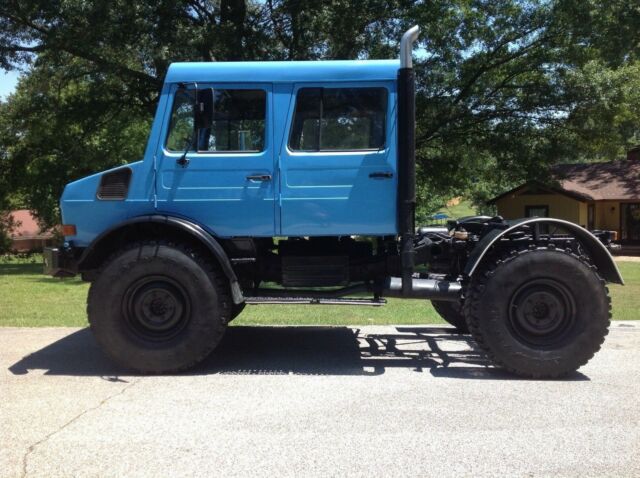 Mercedes-Benz Unimog 1976 image number 0