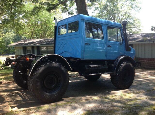 Mercedes-Benz Unimog 1976 image number 10