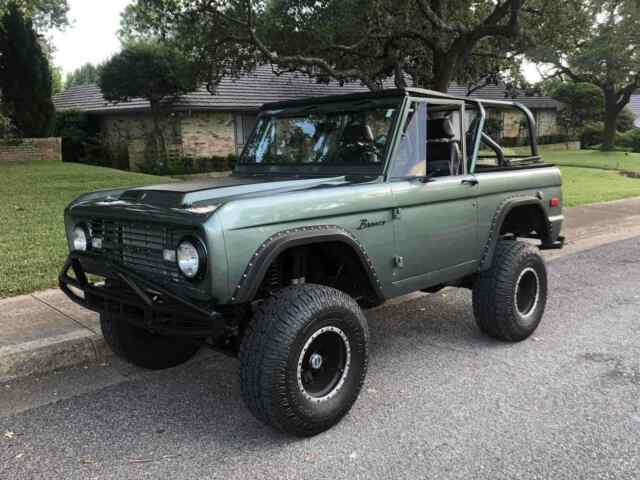 Ford Bronco 1971 image number 11