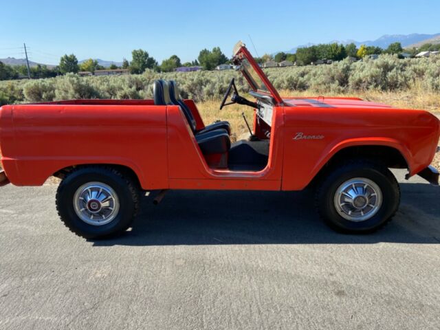 Ford Bronco 1966 image number 1