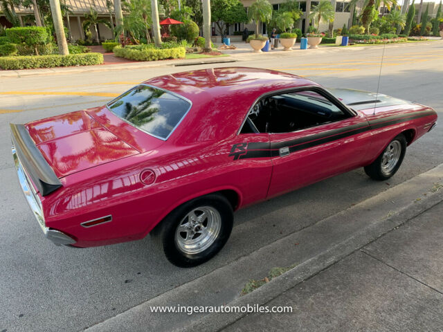 Dodge Challenger 1971 image number 32