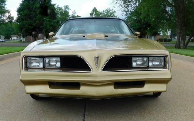 Pontiac Trans Am 1978 image number 1