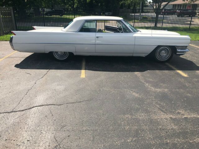 Cadillac DeVille 1964 image number 1