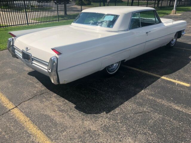 Cadillac DeVille 1964 image number 12