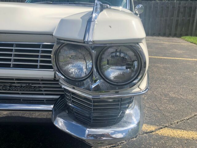 Cadillac DeVille 1964 image number 47