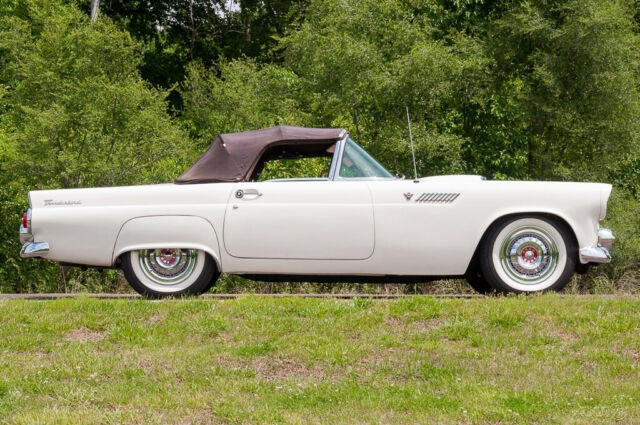 Ford Thunderbird 1955 image number 29