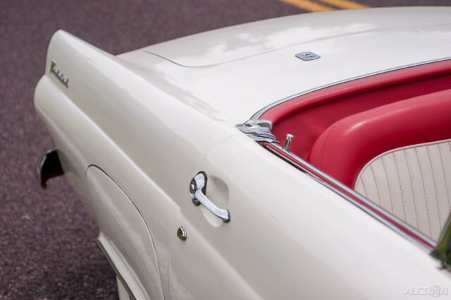 Ford Thunderbird 1955 image number 33