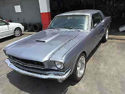 Ford Mustang 1966 image number 23