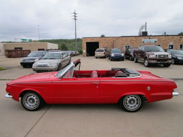 Plymouth Valiant convertable 1963 image number 2