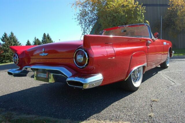 Ford Thunderbird Convertible 1957 image number 38