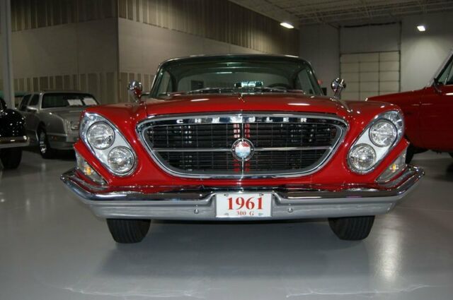 Chrysler 300G 1961 image number 1