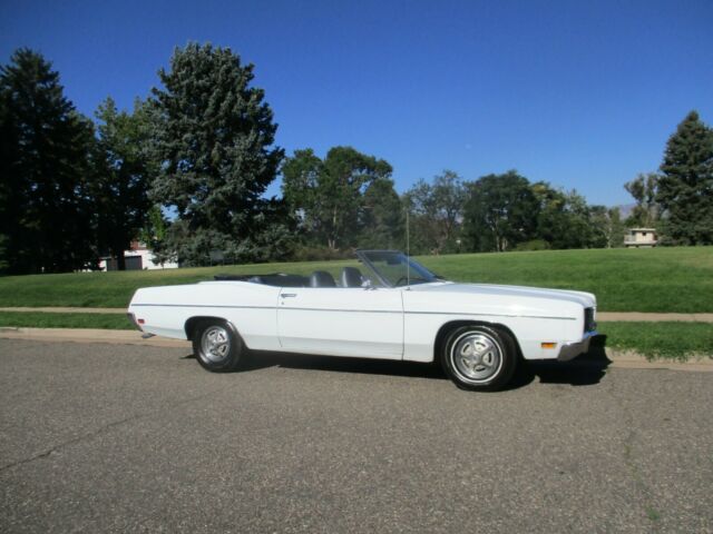 Ford Galaxie 1970 image number 29