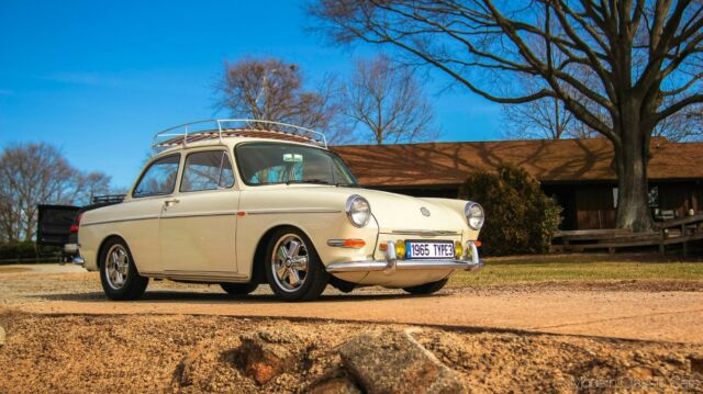 Volkswagen Type III 1965 image number 23