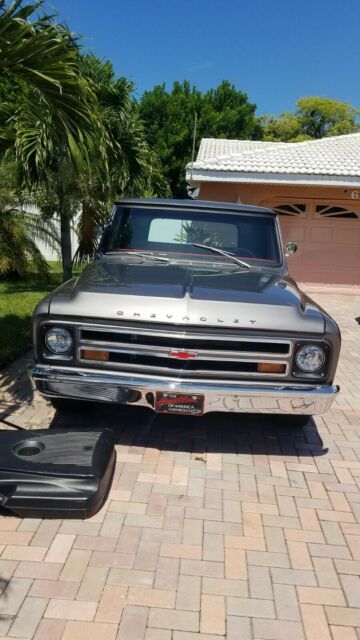 Chevrolet C-10 1967 image number 0