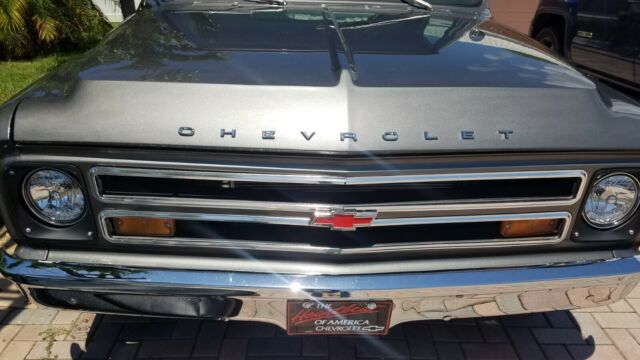 Chevrolet C-10 1967 image number 29