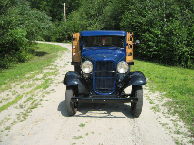 Ford BB 1-1/2 Ton 1932 image number 2