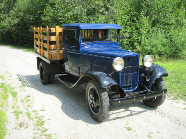 Ford BB 1-1/2 Ton 1932 image number 27