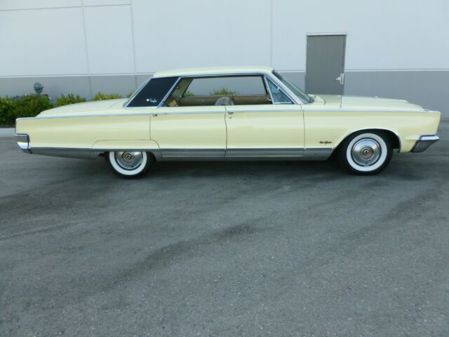 Chrysler New Yorker 1966 image number 0