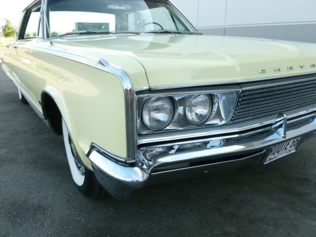 Chrysler New Yorker 1966 image number 27