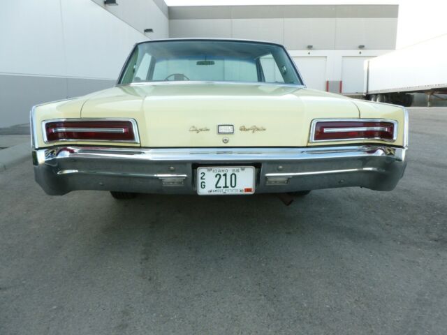 Chrysler New Yorker 1966 image number 29