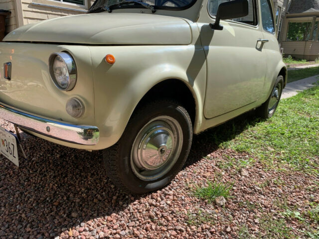 Fiat 500L 1970 image number 22