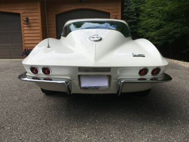 Chevrolet Corvette 1967 image number 27