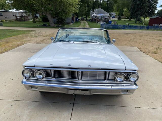 Ford Galaxie 1964 image number 2