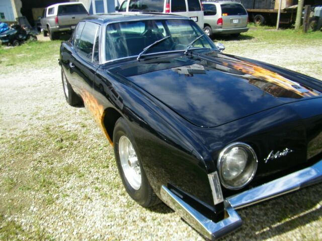 Studebaker Avanti 1964 image number 2