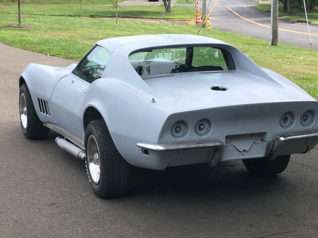 Chevrolet Corvette 1969 image number 28