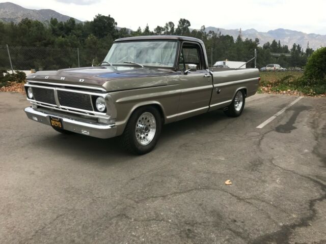 Ford F-250 1972 image number 1