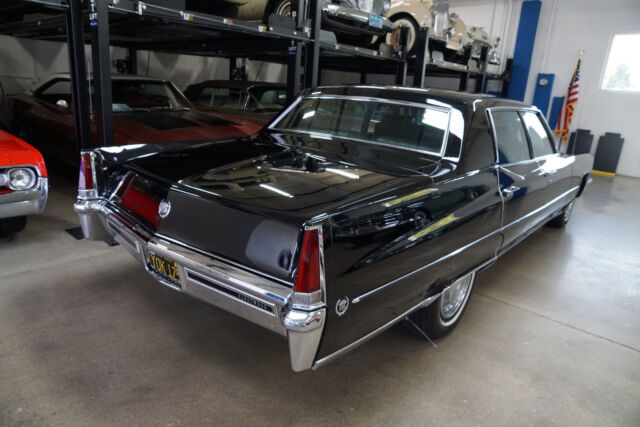 Cadillac Fleetwood 60 Special Sedan 1969 image number 13