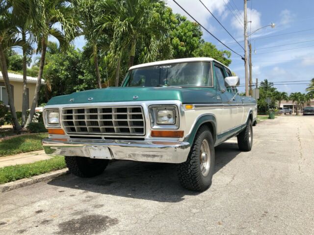 Ford F-250 1978 image number 0