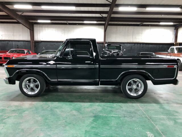 Ford F-100 1977 image number 1