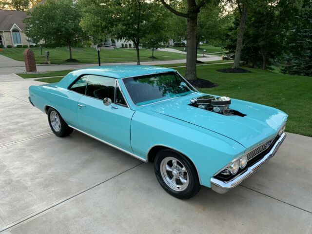 Chevrolet Chevelle 1966 image number 4