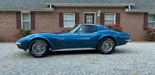 Chevrolet Corvette 1972 image number 0